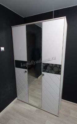 Шкаф распашной Сальма 3-х створчатый ШК-023 (Анкор светлый/Белый глянец)