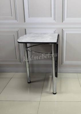 Стол обеденный ВВР пристенный Пластик (Лавант)