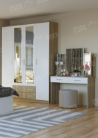 Туалетный стол