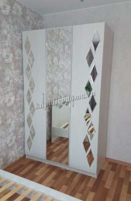 Шкаф Диана 3-х створчатый (Анкор светлый)