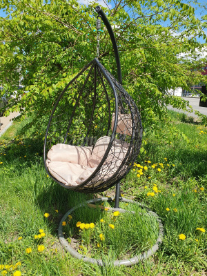 Кресло подвесное маленькое Кокон F-03 (Черный ротанг/Бежевая подушка)