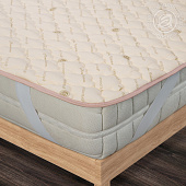 Наматрасник стеганый силикон. п/э волокно на резинке Комфорт 1600*2000