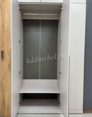 Шкаф распашной Николь-23 3-х створчатый с антресолью (Кашемир/Сатиновое золото)