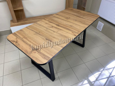 Стол обеденный раздвижной пластик Маэстро (Дуб вотан/Опоры черные)