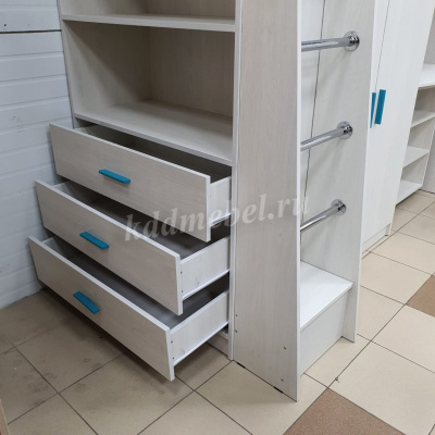 Кровать-чердак Каприз-8 с выкатным столом (Анкор белый)