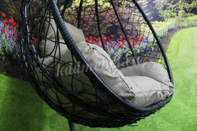 Кресло подвесное маленькое Кокон F-03 (Черный ротанг/Бежевая подушка)